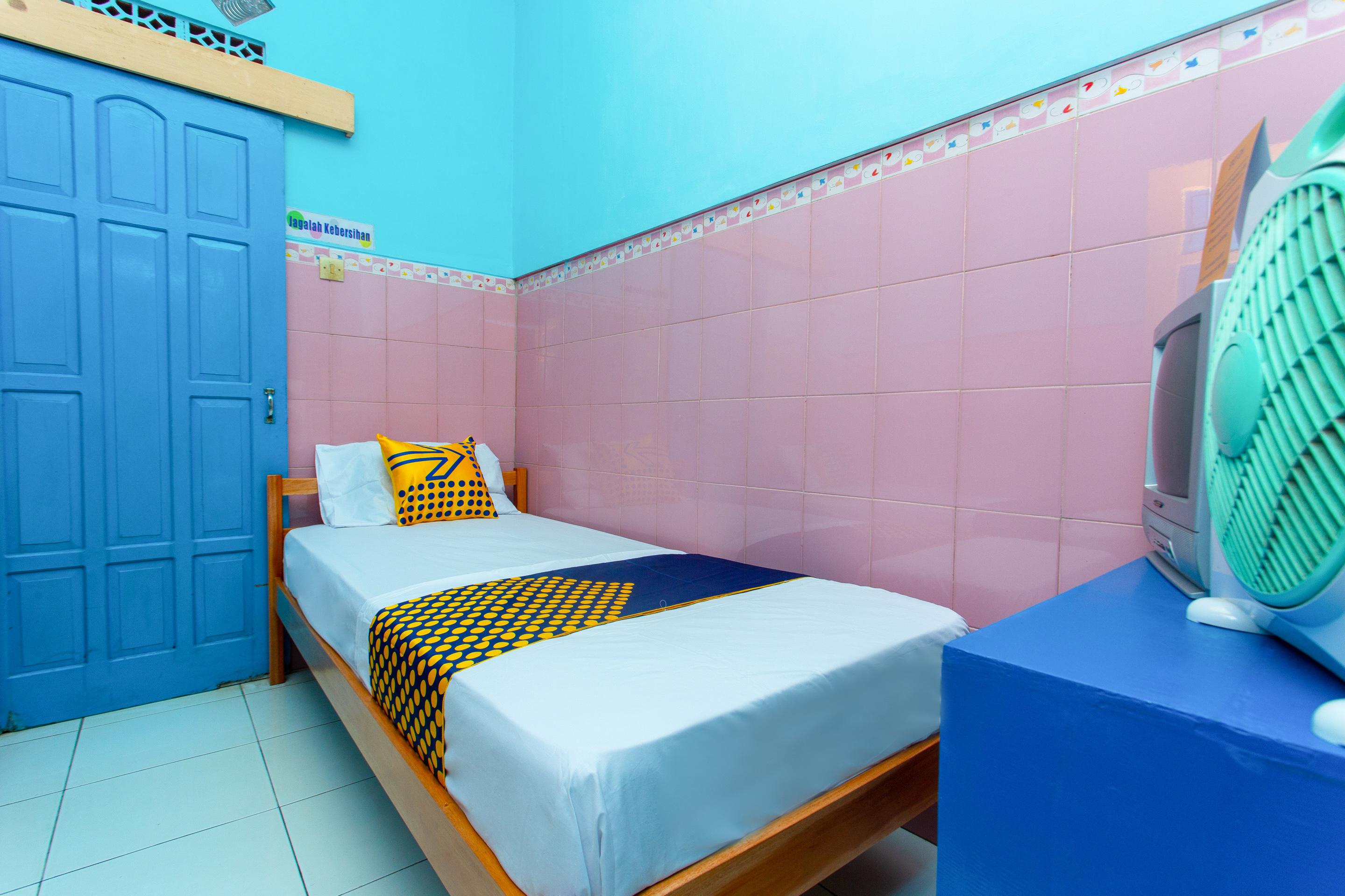 Spot On 2871 Hotel Budi Purwokerto Extérieur photo