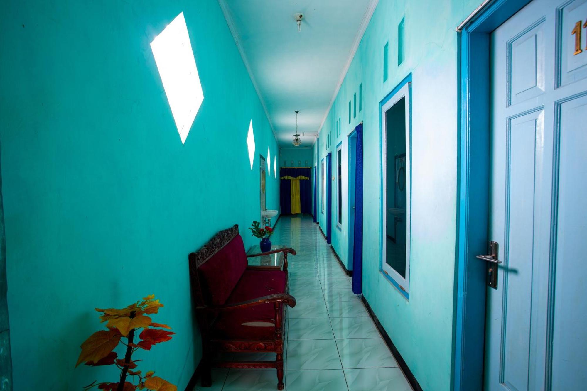 Spot On 2871 Hotel Budi Purwokerto Extérieur photo