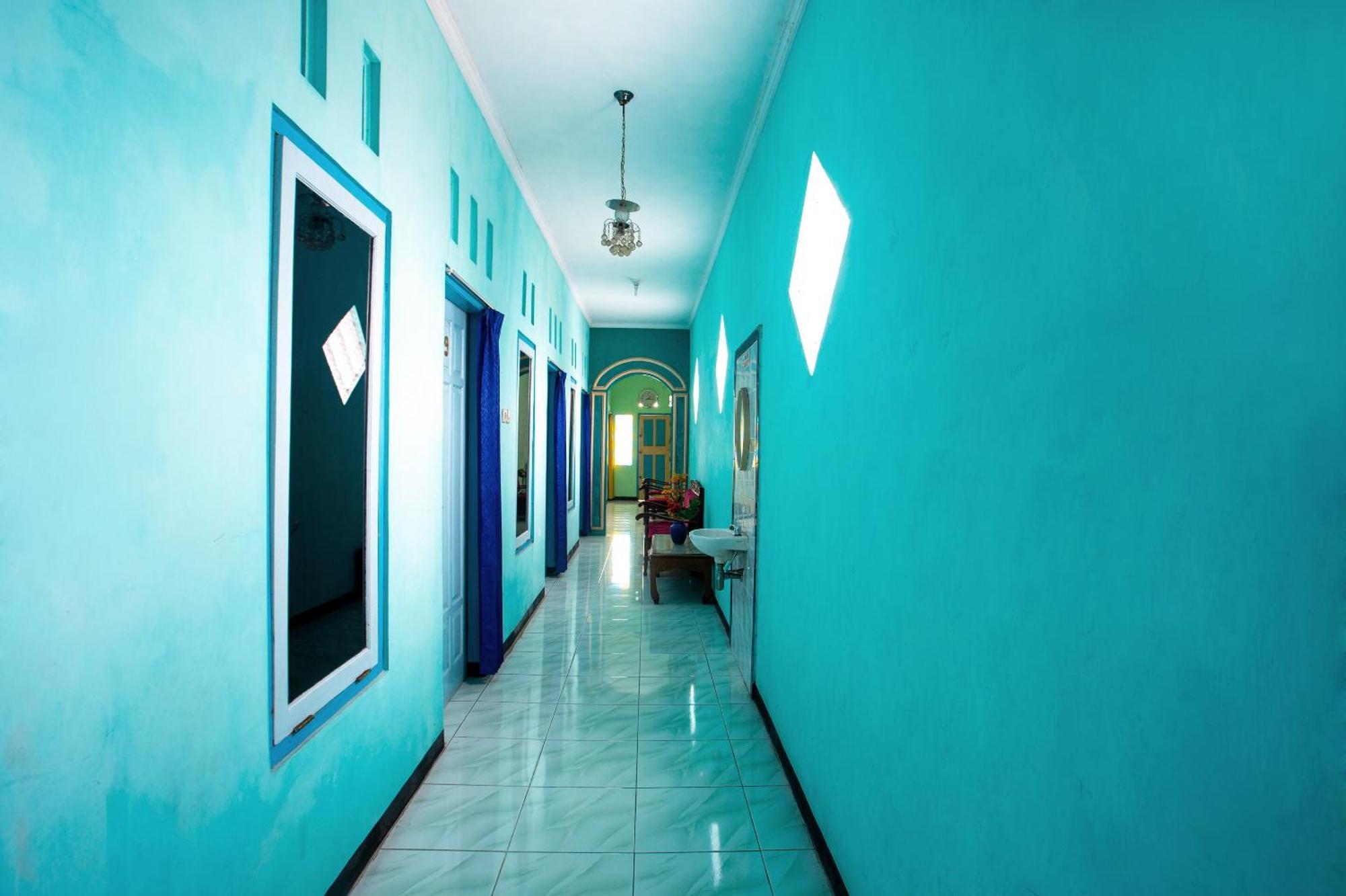 Spot On 2871 Hotel Budi Purwokerto Extérieur photo