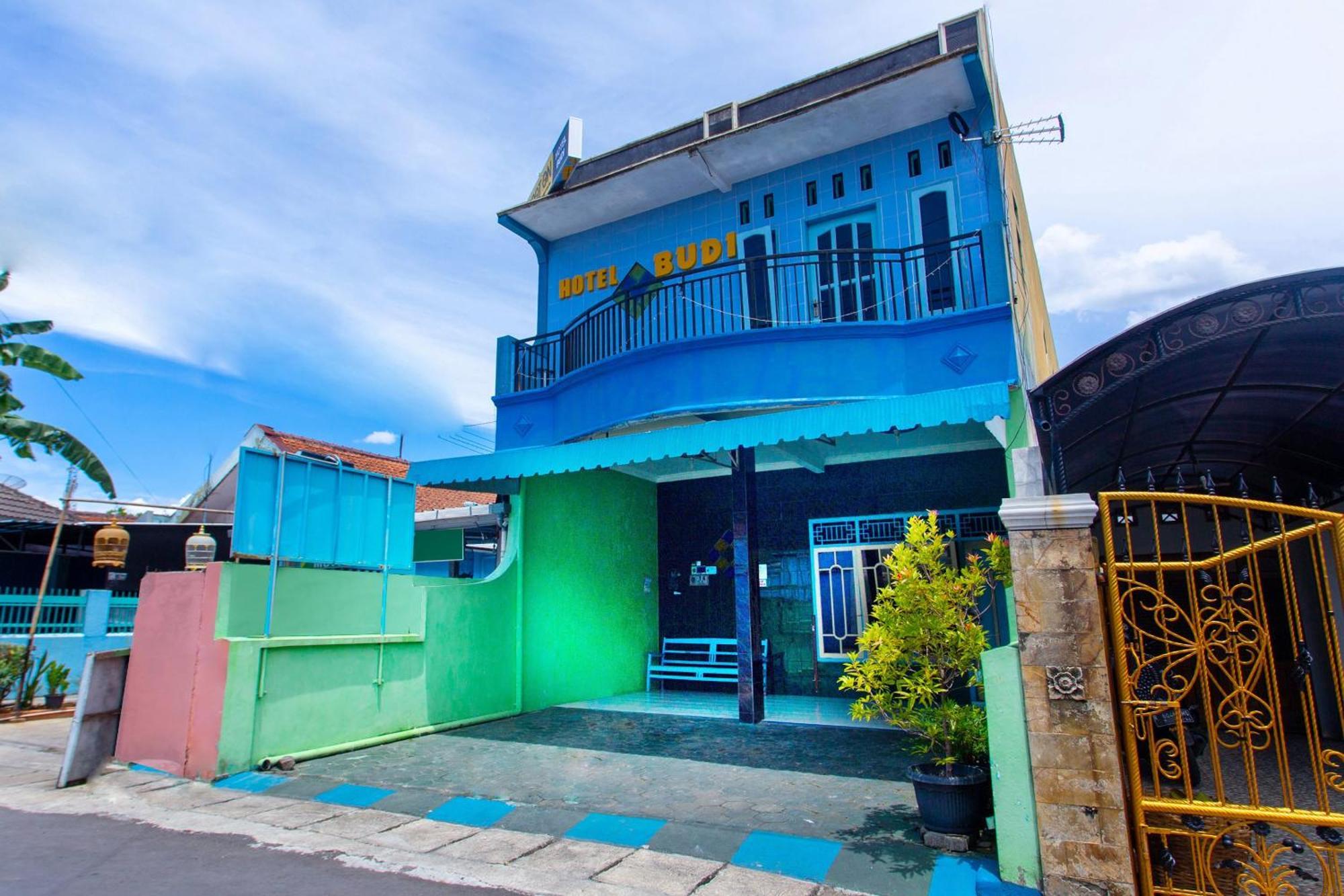 Spot On 2871 Hotel Budi Purwokerto Extérieur photo